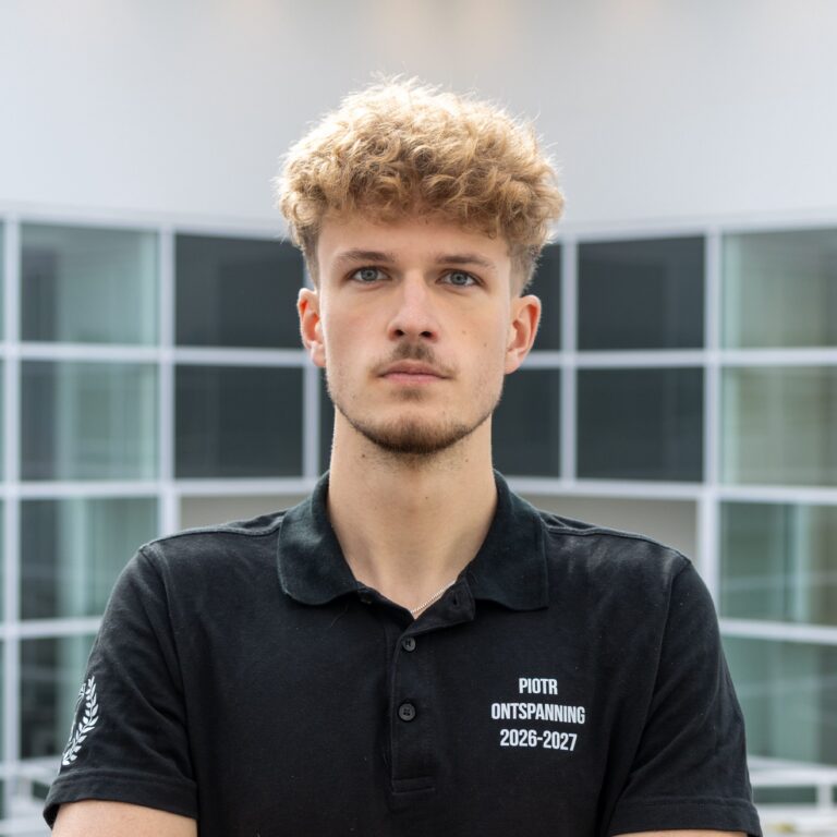 Piotr Piwowar